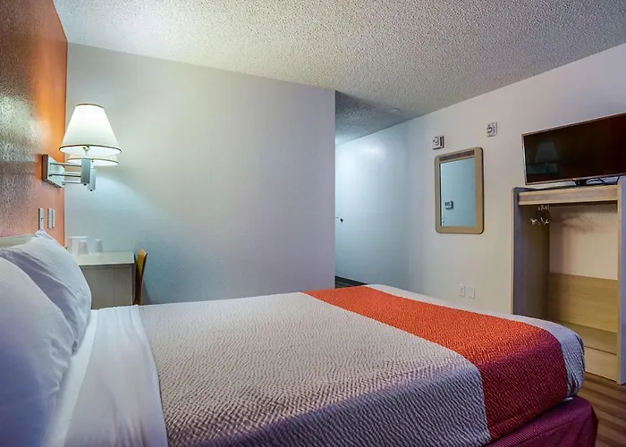 Hotel 6 Tucson, Az - North 4*