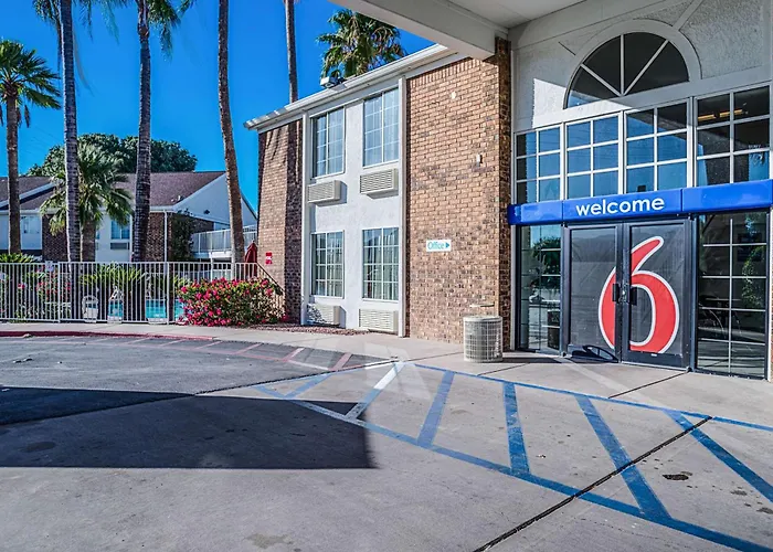 6 Tucson, Az - North Hotel