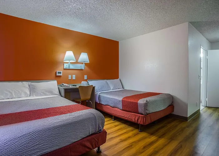 6 Tucson, Az - North Hotel