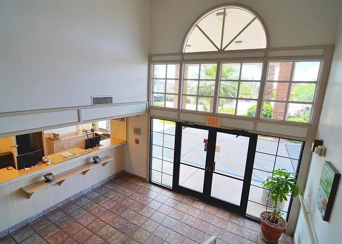 Hotel 6 Tucson, Az - North 4*