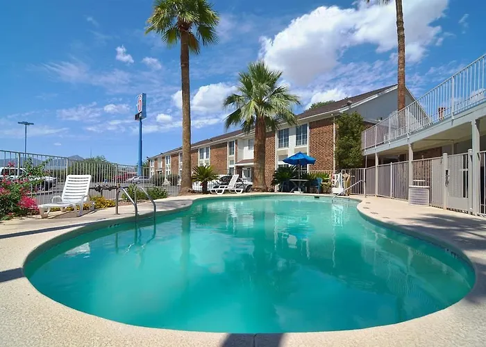 Hotel 6 Tucson, Az - North 4*